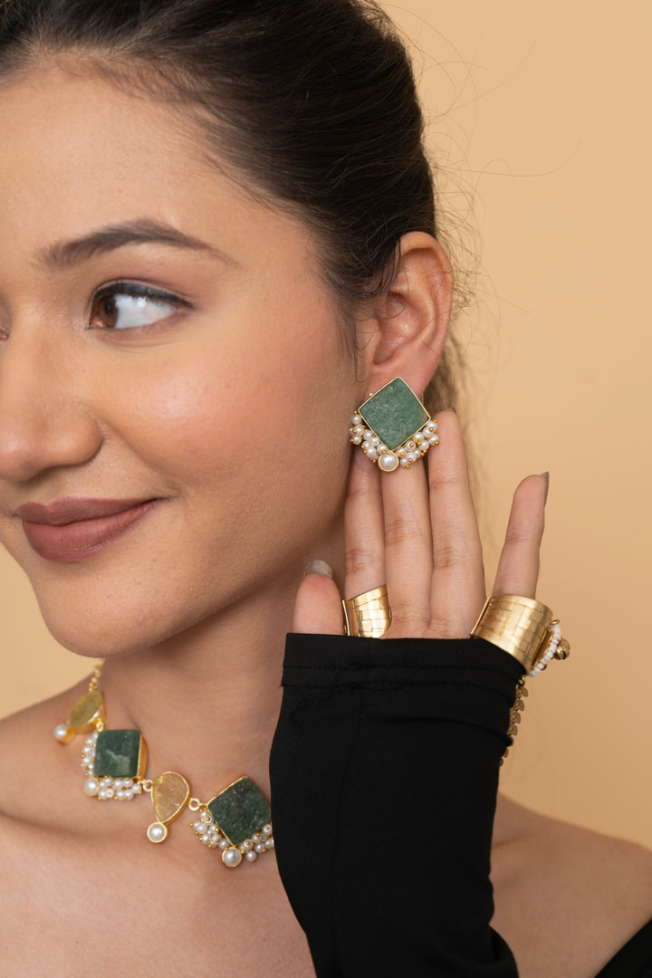 TARA NECKLACE SET