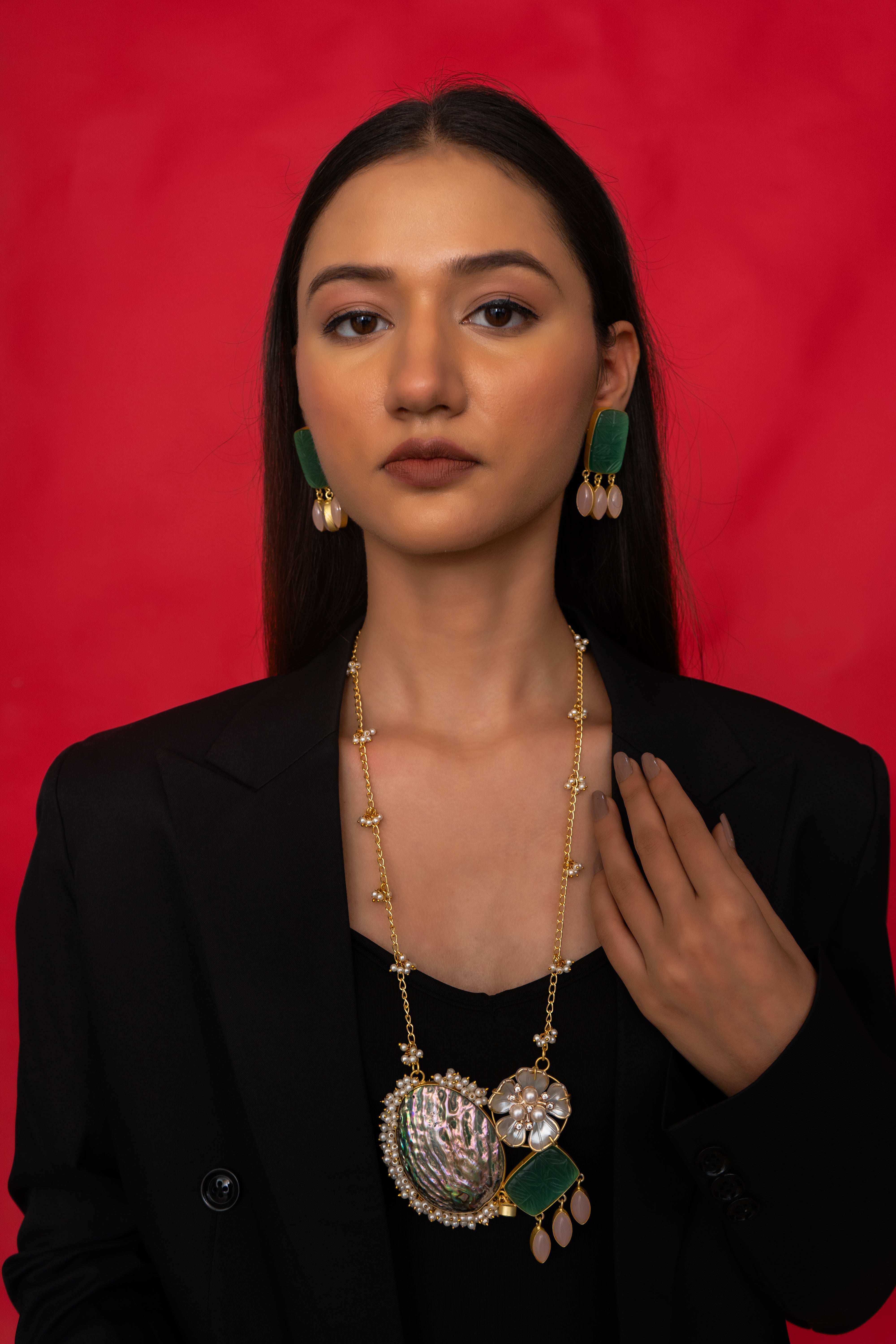 HUSK NECKLACE SET