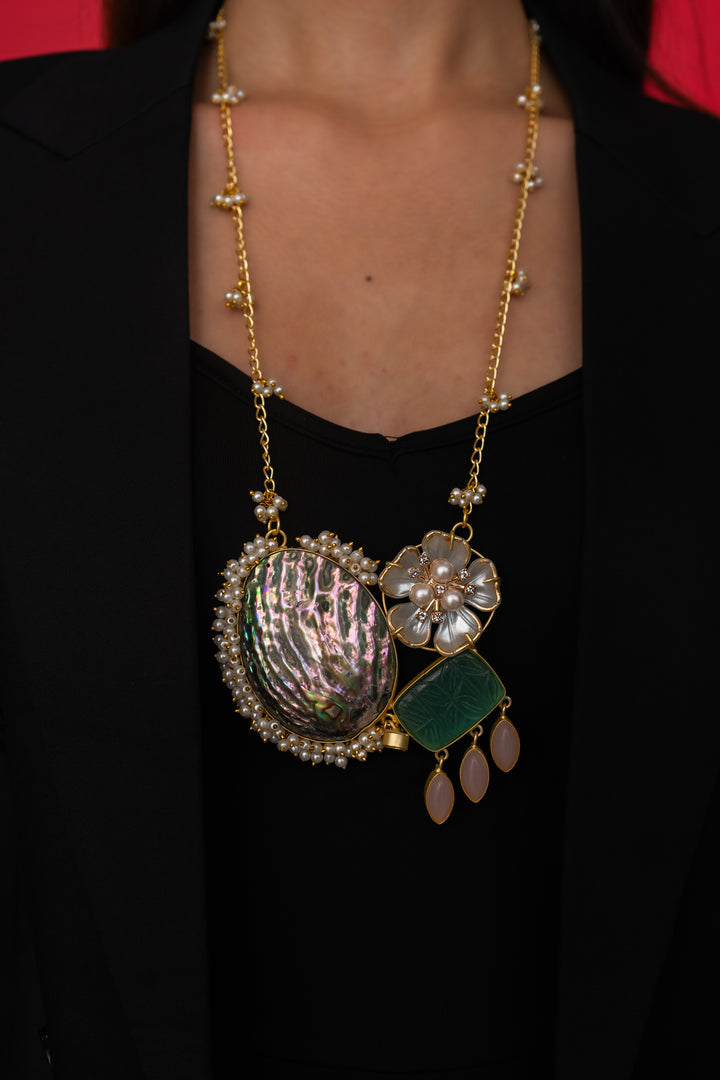 HUSK NECKLACE SET