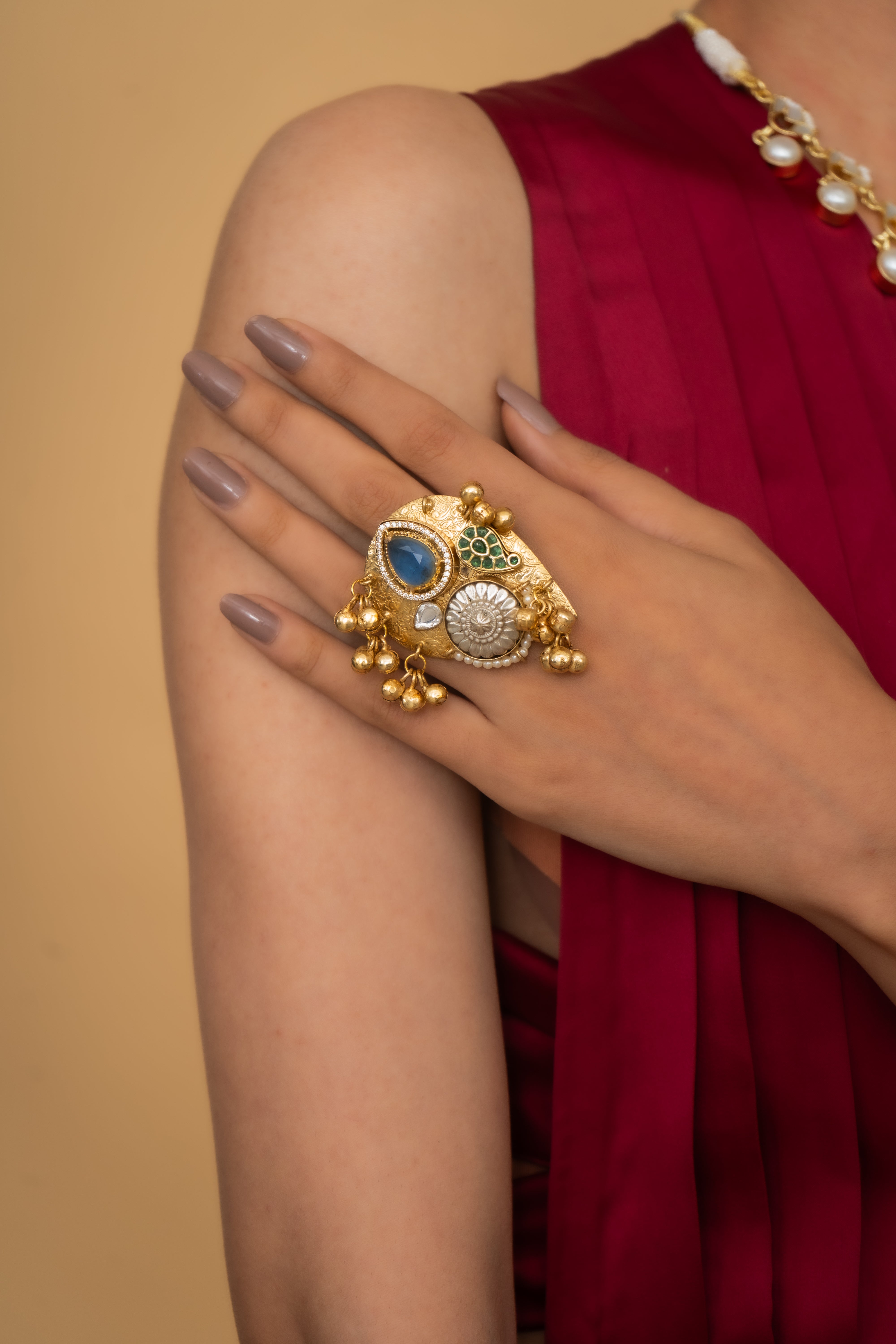 RUHANIYAT JADAU RING