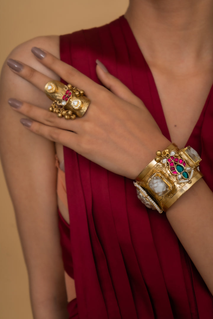 AARYA JADAU CUFF