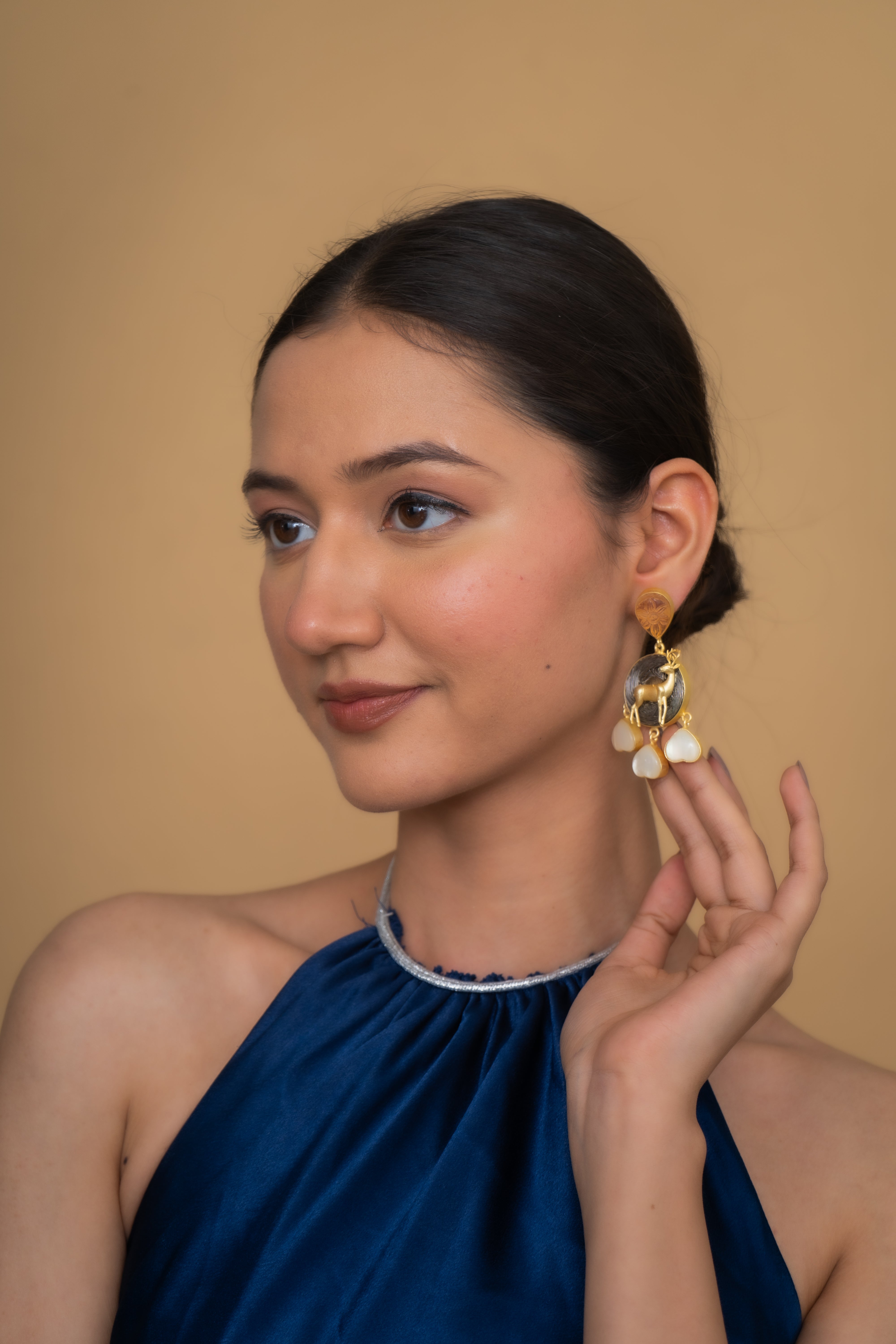 MOP SHELL PEARL EARRINGS