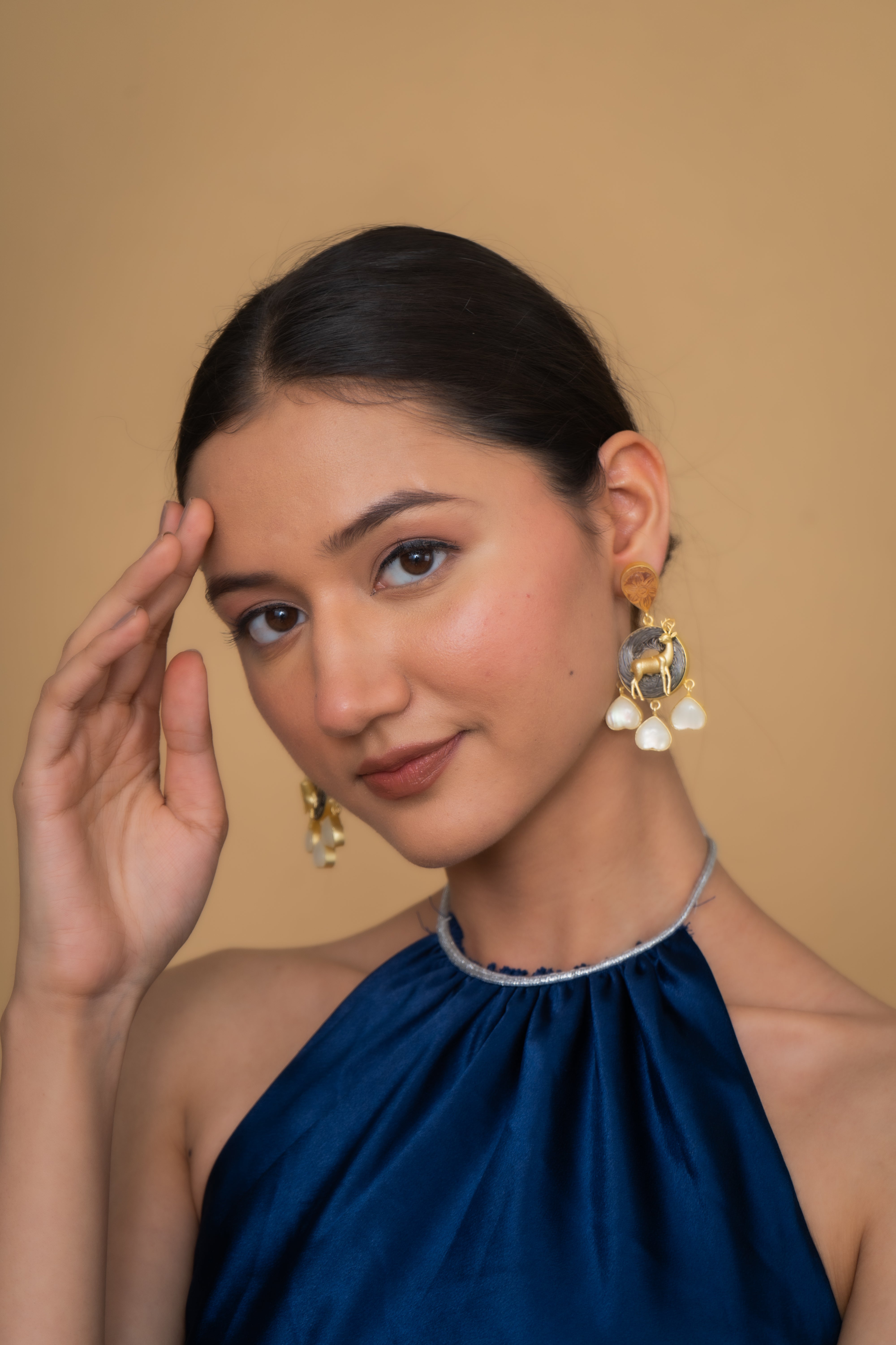 MOP SHELL PEARL EARRINGS