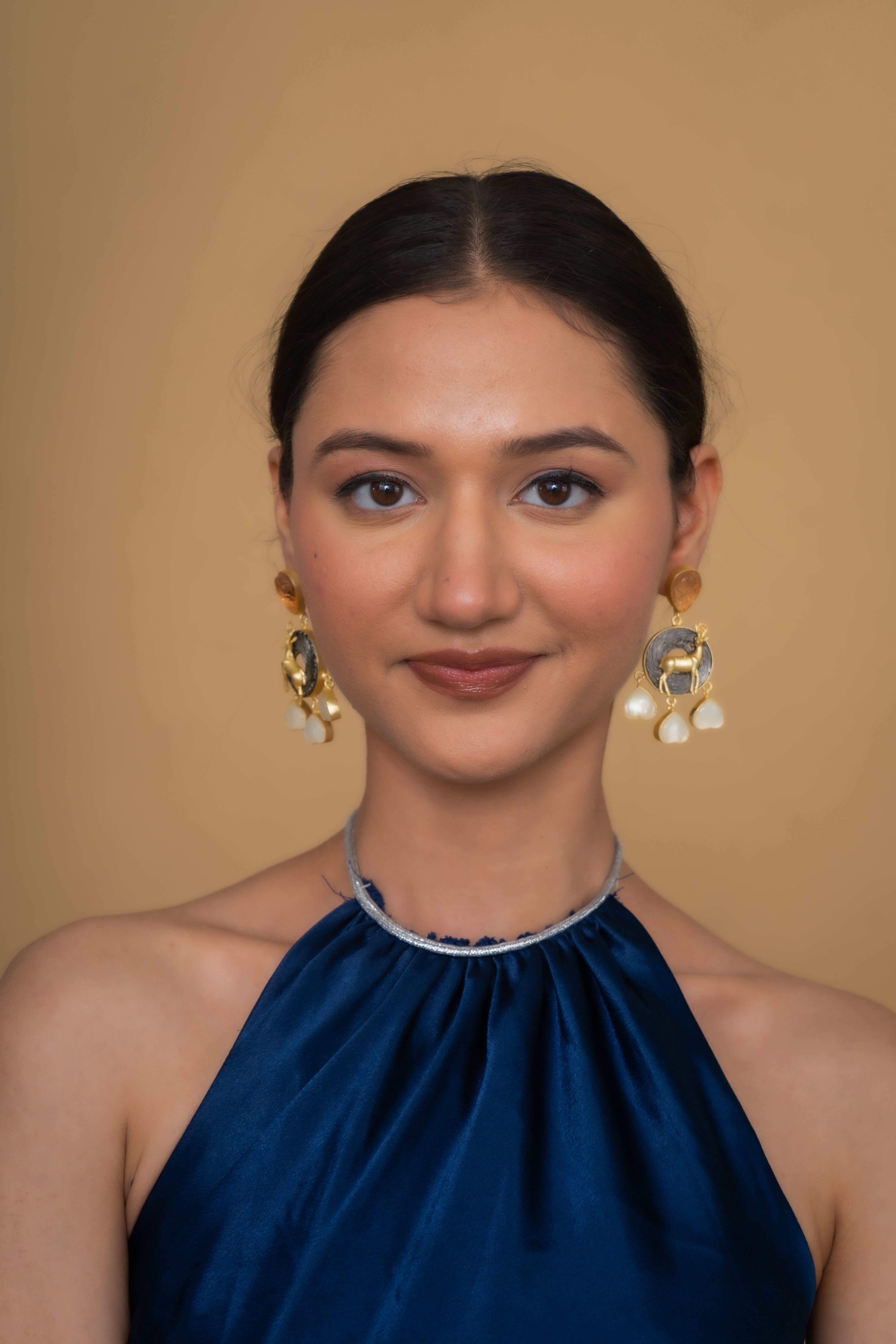 MOP SHELL PEARL EARRINGS