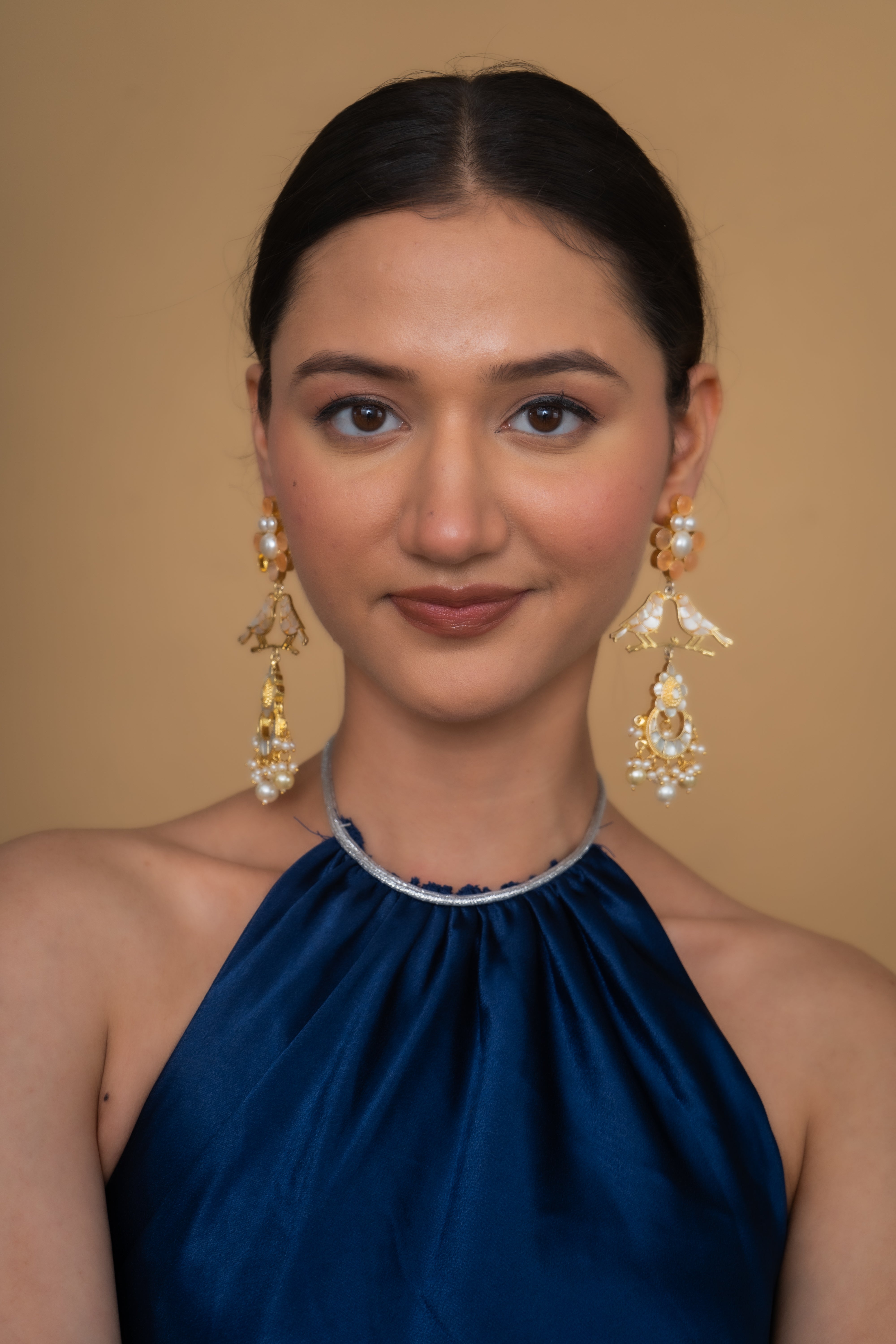 SHELL WITH ORANGE PEARL BEADING EARRINGS