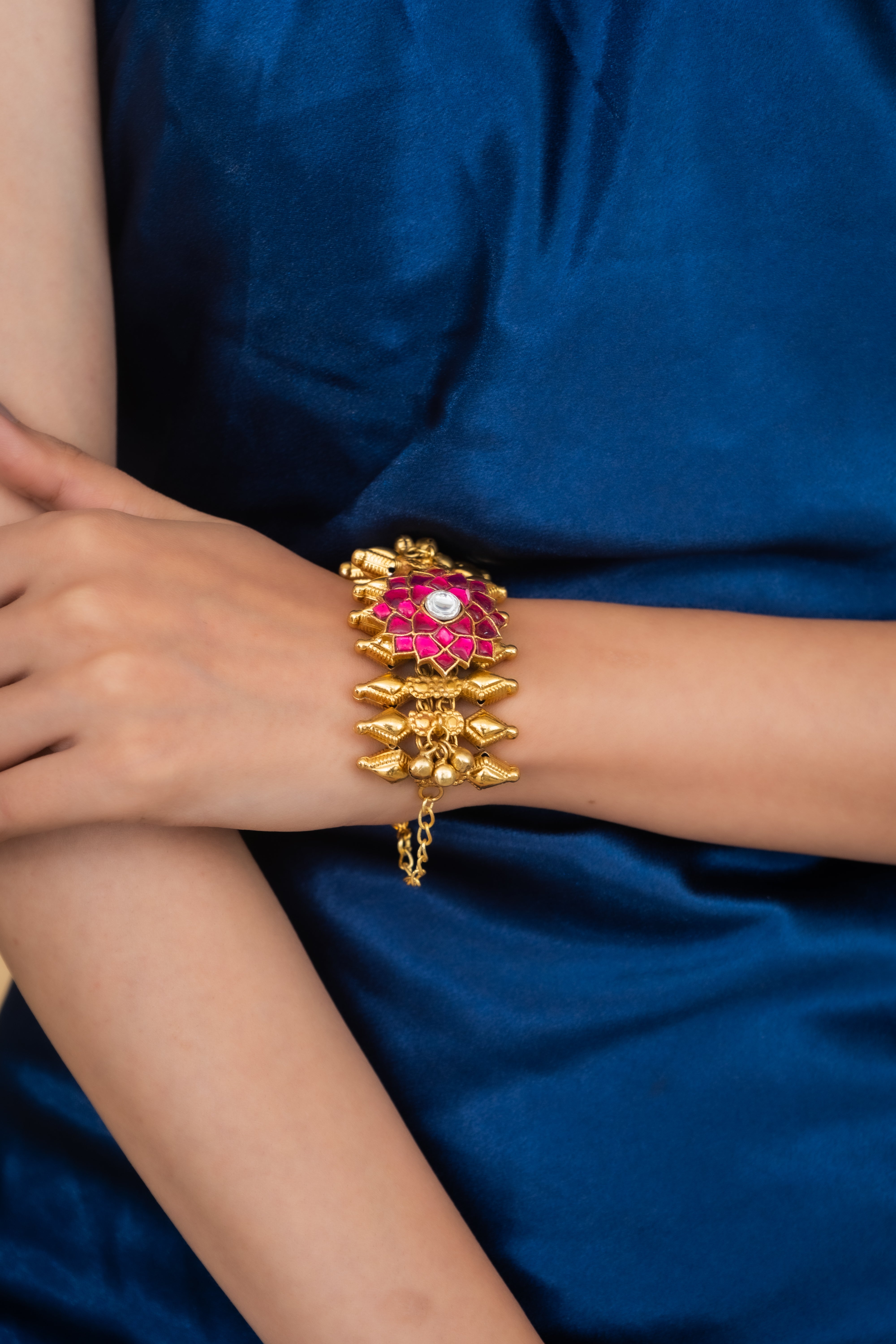 GULAABO KUNDAN BRACELET