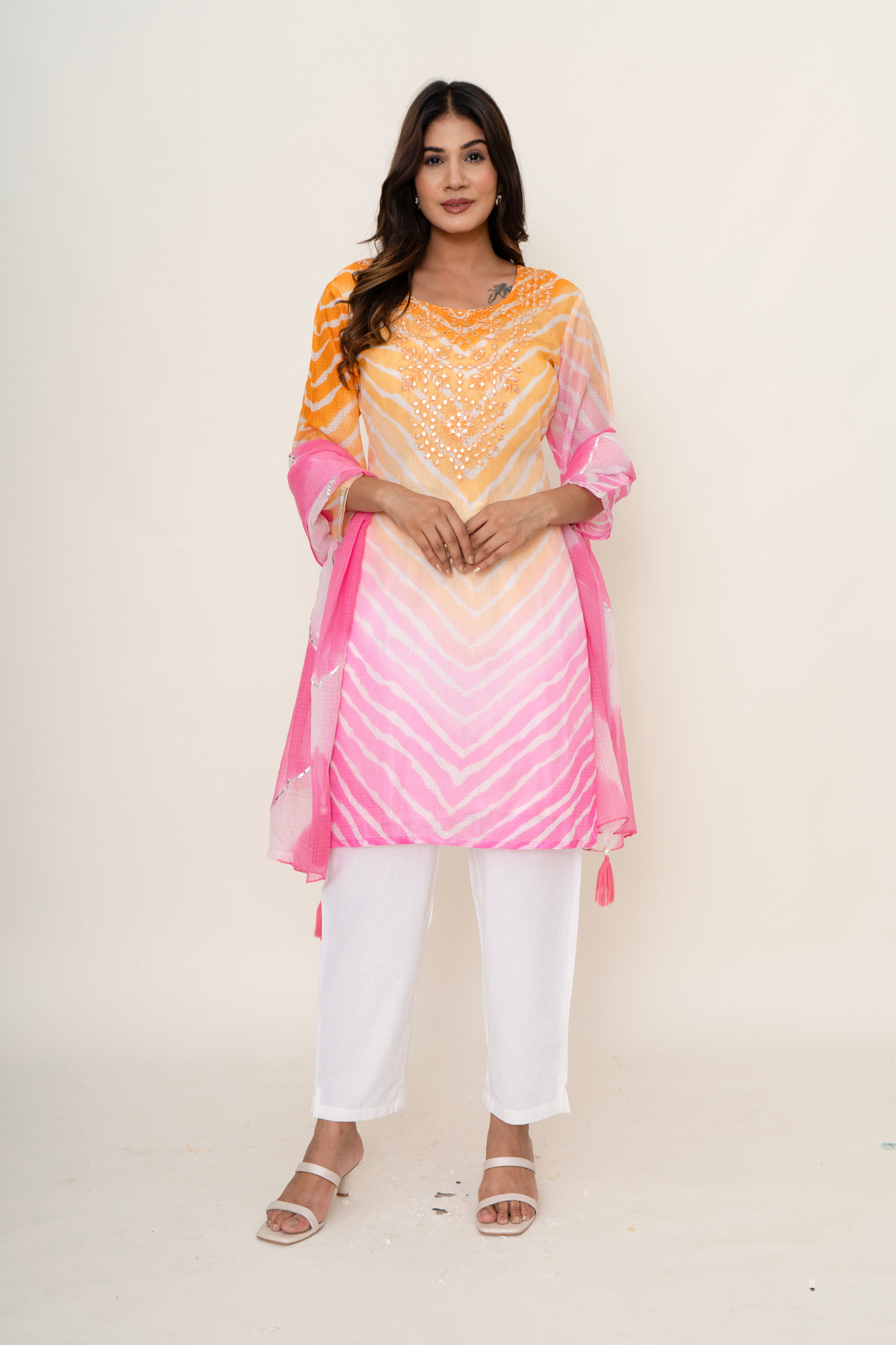 Lahariya kurta with dupatta