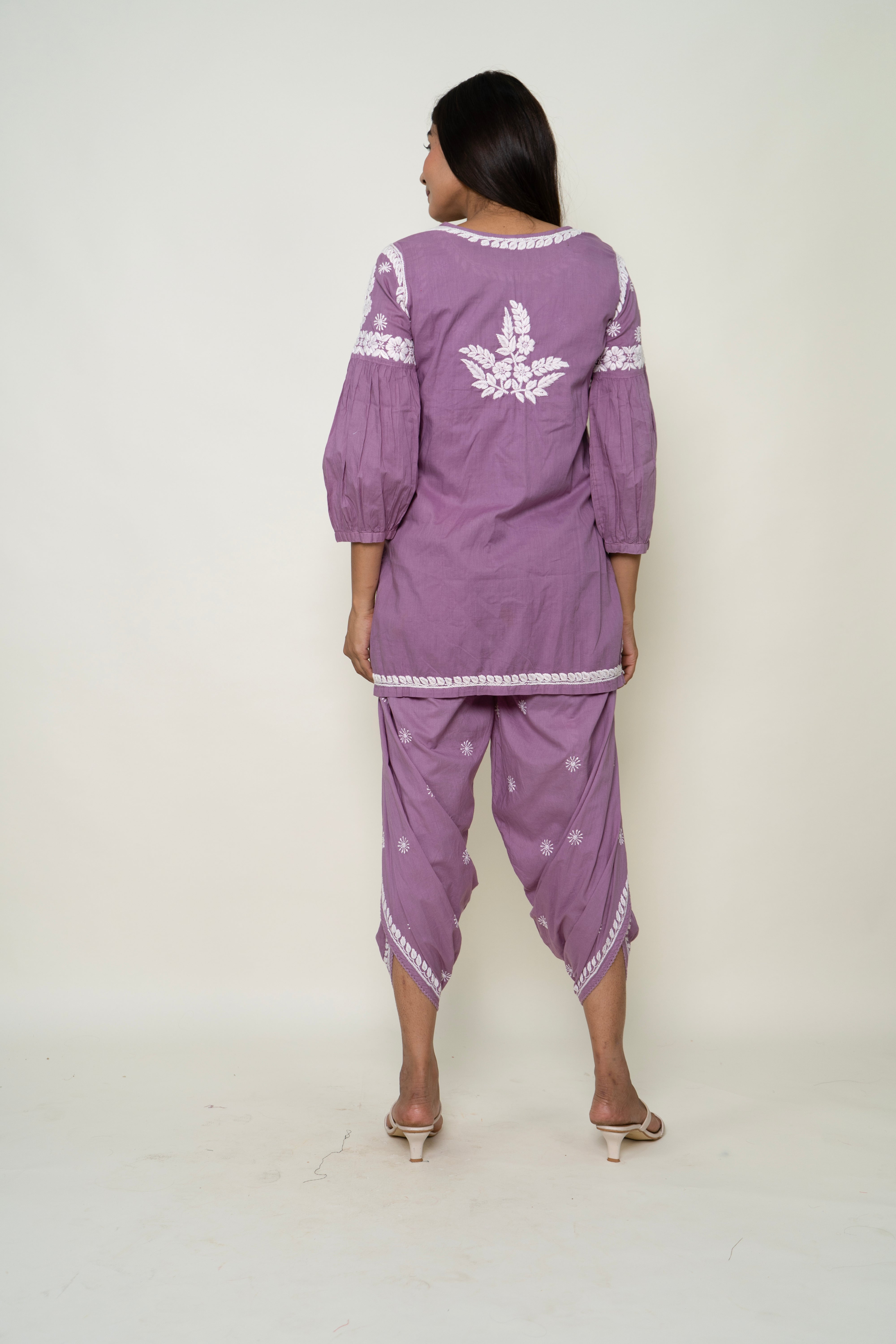 Chikankari dhooti set